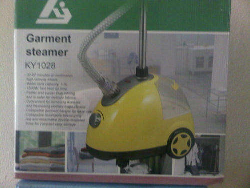 Professional Garment Steamer - 5 x faster then ironing,